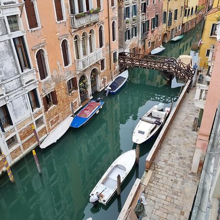 Ca' Cappello Venice Apartment 2 With Canal View Exteriör bild