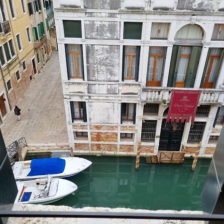 Ca' Cappello Venice Apartment 2 With Canal View Exteriör bild