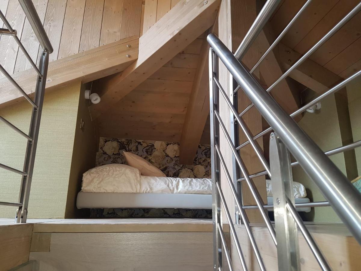 Ca' Cappello Venice Apartment 2 With Canal View Exteriör bild