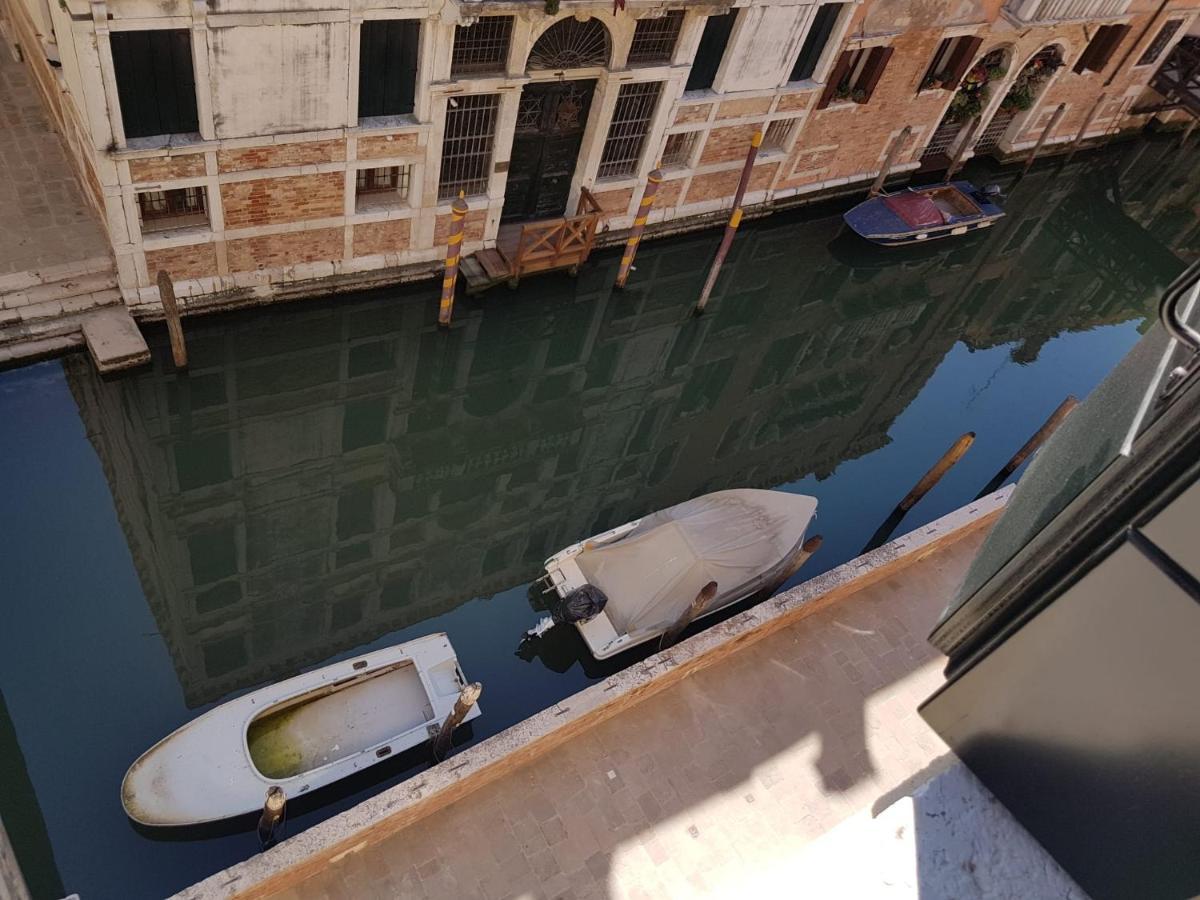 Ca' Cappello Venice Apartment 2 With Canal View Exteriör bild