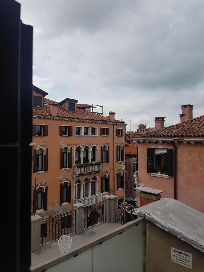 Ca' Cappello Venice Apartment 2 With Canal View Exteriör bild