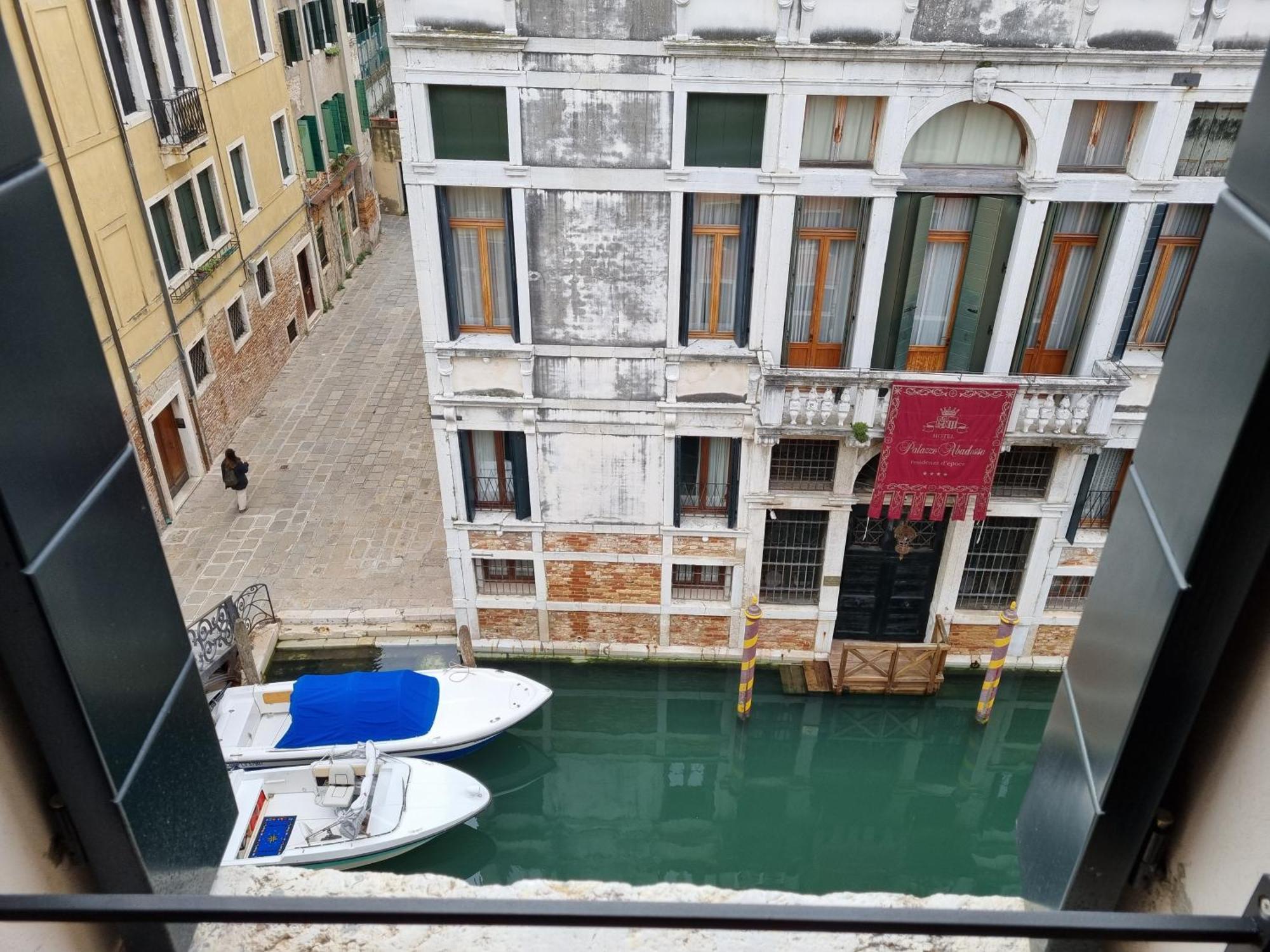 Ca' Cappello Venice Apartment 2 With Canal View Exteriör bild